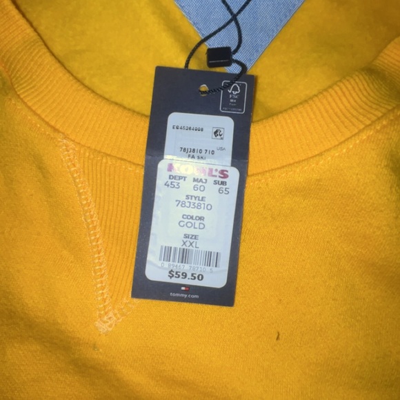 Tommy hilfigure sweater brand new tag still on it price is fair - Picture 3 of 4